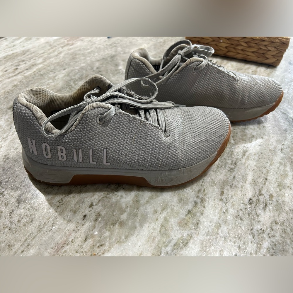 NOBULL Women’s shoes. 6.5